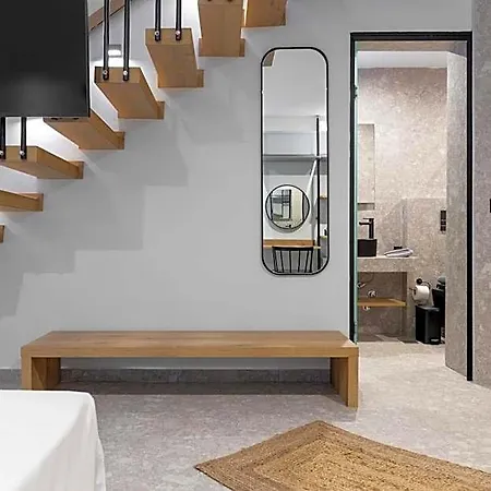 The 8 Keys Hotel